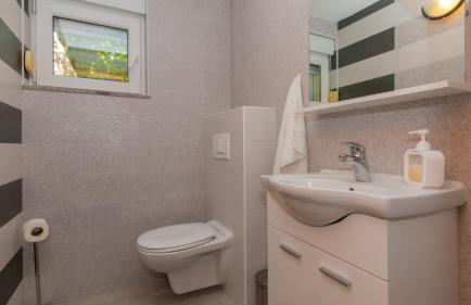 Beautiful Villa Mia with pool in Makarska - Foto 29