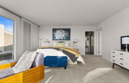 Sea Serenity Coastline Views and Pool - Photo 27