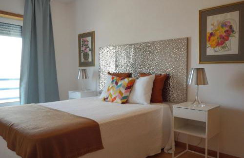 Lisbon Oriente River View w/ Balcony&Garage - Photo 20