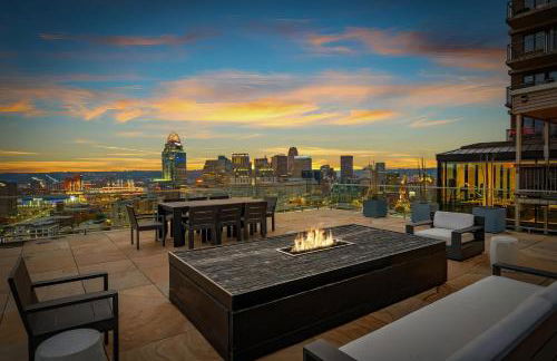 Cincinnati Vista - Rooftop, Balcony & Fireplace - Foto 48