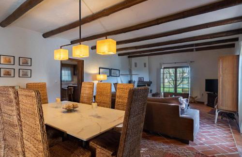 Casa com Piscina Privada em Palmela - Jardim & Estacionamento - Foto 6