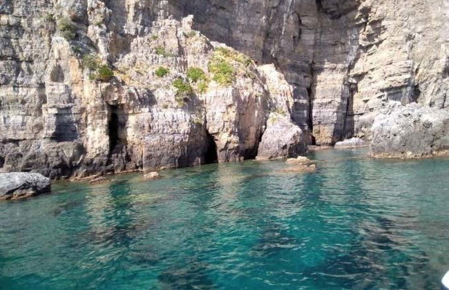 Infreschi Bay Cruise - Photo 1