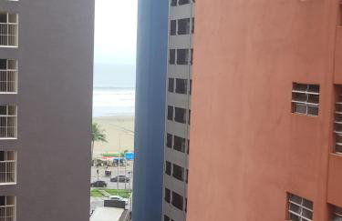 Apê 50 metros da praia com wifi e garagem - Foto 15