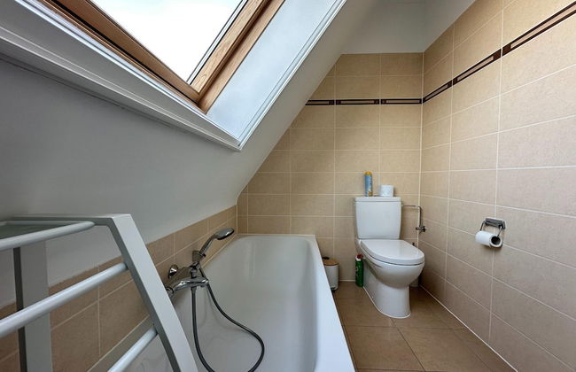 Quiet Getaway w/ Terrace - Foto 18