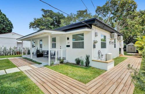 Hallandale Beach Family Vacation Home Backyard - Foto 2