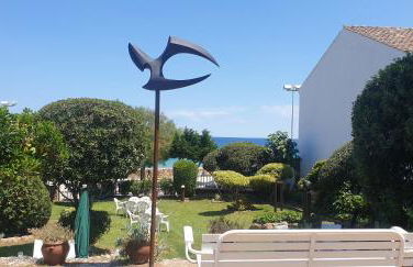 Casa con jardín a 30 metros de la playa. VC. - Foto 40