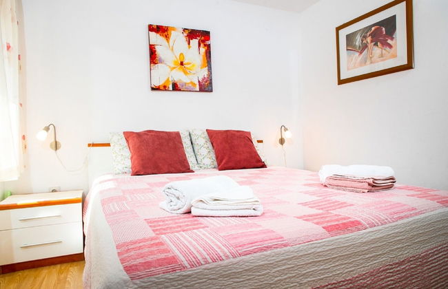 Adorable Holiday Home With Pool and Terrace - Foto 5