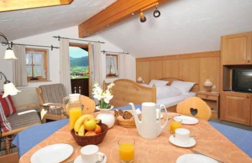 Apartment Komfortable Ferienwohnung mit herrlichem Bergblick by Interhome - Foto 6