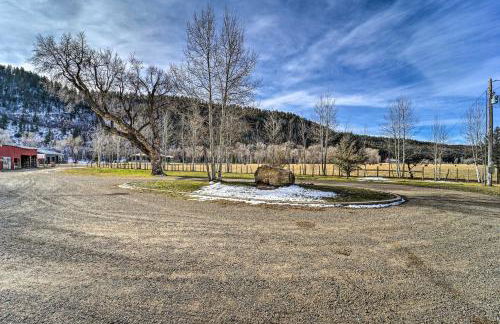 Dolores Ranch Cabin with Hot Tub and 1-Acre Yard! - Foto 35