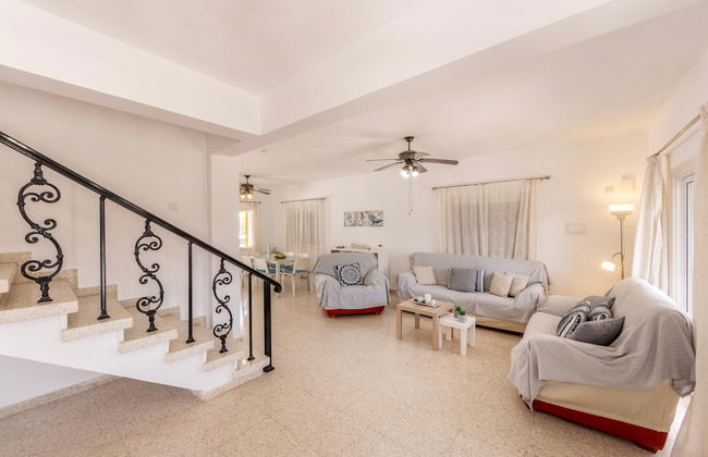 Ayia Thekla Sea Breeze Villa - Foto 4