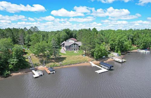 Northwoods WI 6BR Lakefront Cabin Retreat on Lake Nokomis - Minnohawk Lodge - Foto 69