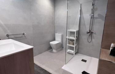 Stunning Sea View - Photo 18