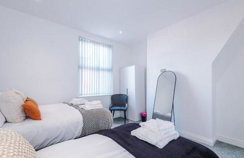 3 Bed house - Free Parking - Free Wifi - Foto 7