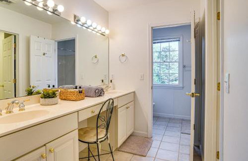 3 Mi to Megansett Beach Home with Pool and Game Room - Foto 21