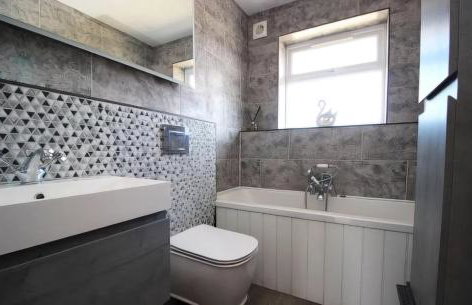 An entire two bed sea side bungalow with lazy spa - Foto 26