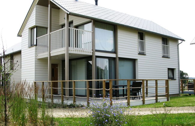 Comfortable Villa With Stove, Located in a Lake Area - Foto 24