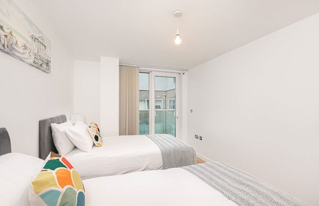 Skyvillion - Spacious 2bed W Balcony In Barnet - Foto 4