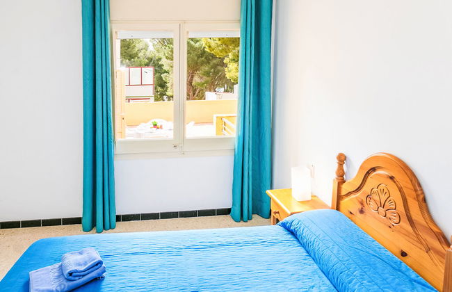 Velazquez - Photo 13