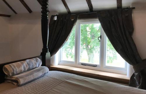 Village period cottage - Photo 8