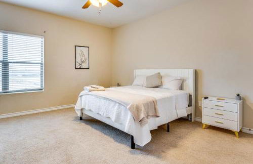 7 Mi to Lake Casa Blanca Laredo Family Home! - Foto 22