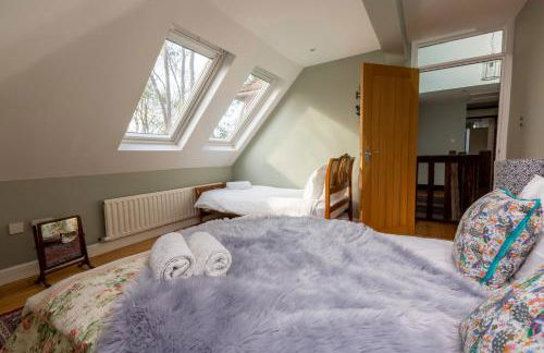 Modernised seven bedroom country house and garden with hot tub - Foto 48