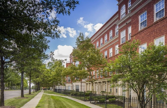 Bridgestreet at Easton Commons - Photo 15