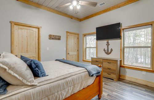 Greers Ferry Lake Access and Deck Group Getaway! - Foto 10