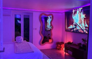 L'Interdite House - Limitless - Jacuzzi Cinema Love - Foto 1