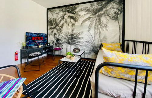 La Maison des Plantes, charmante, atypique et cosy pour 4 personnes avec parking et jardin - Photo 3