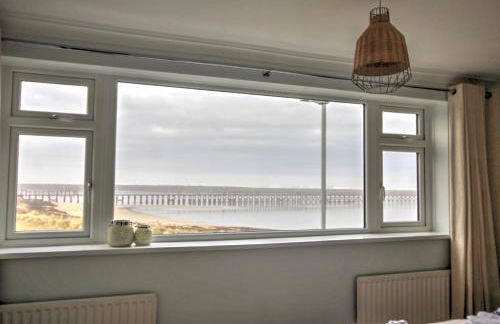 Amazing sea views and hot tub - Photo 19