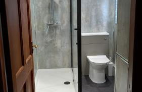 Captain’s Cabin - Photo 12