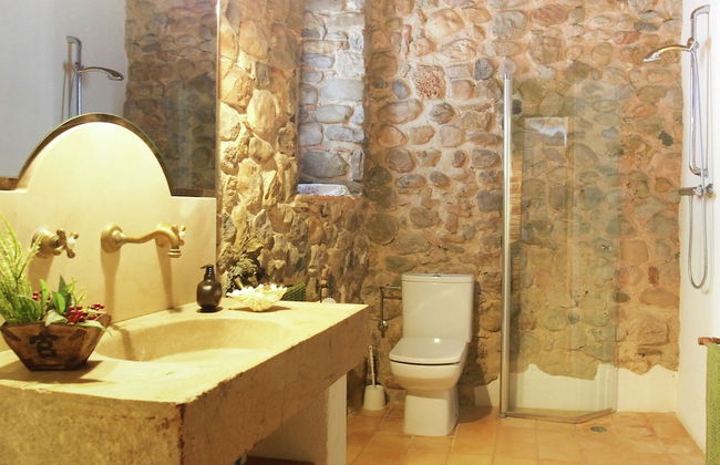 Traditional Estate From the XIV Century, With Swimming Pool - Photo 23