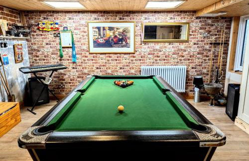 Ramsgate Seafront Apartment with Jacuzzi Bath & Pool Table - Foto 1