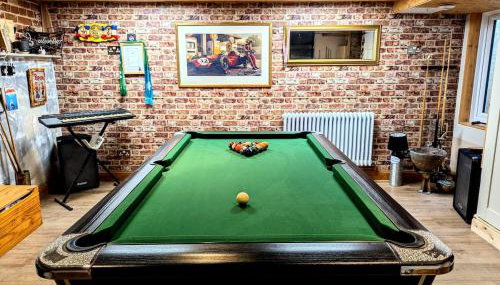 Ramsgate Seafront Apartment with Jacuzzi Bath & Pool Table - Foto 1