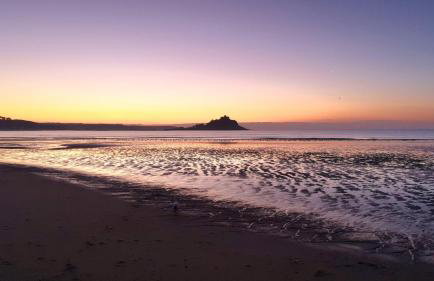 Central Penzance, Modern stylish home, Near Seafront with Gated parking - Photo 30