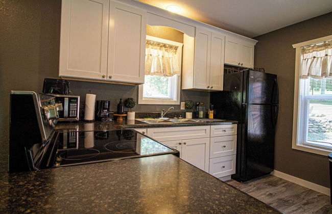 Mountain Haven Dragon's Nest Cabin - Photo 8