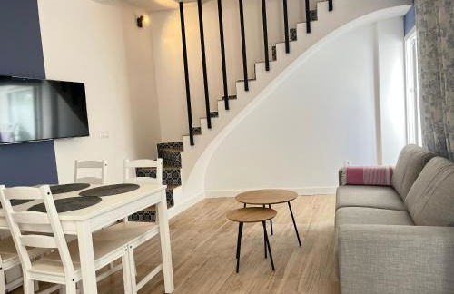 CD-Dúplex, elegante dúplex, céntrico, terraza espectacular, barrio tranquilo - Photo 19