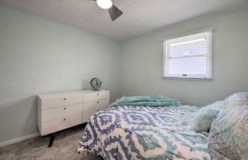 Benton Harbor Lake House with Dock and Fire Pit! - Foto 15