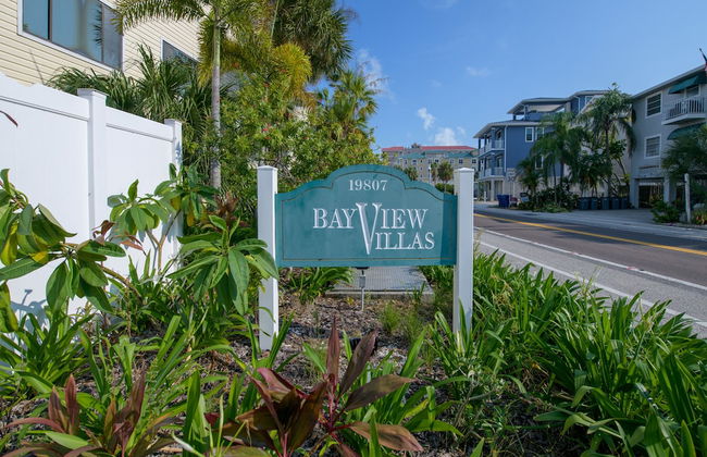 Bayview Beach Condo - Foto 23