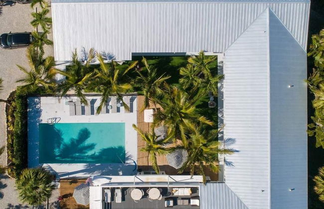 Seaspray Surf Lodge - Photo 40