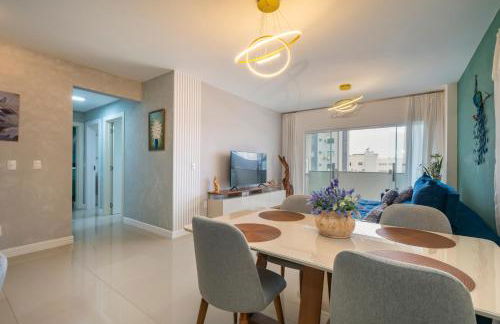 Encantador Apartamento 100m da Praia com vista mar - Foto 2