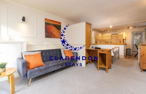 Cozy Studio Apartment Kenilworth, Free Parking, WIFI, Smart TV - Foto 1