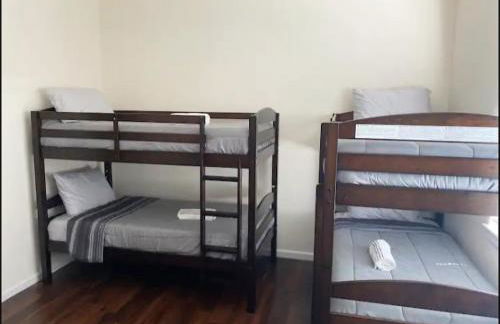 Lakeside mansion minutes to the lake - Foto 7