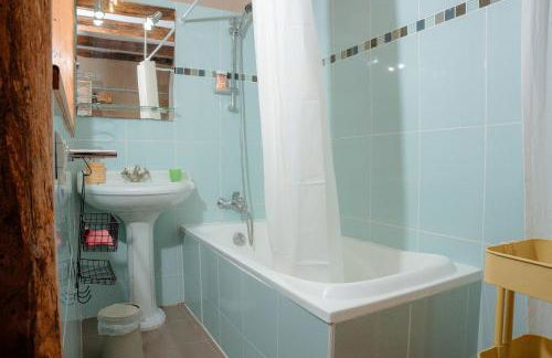 Coeur de village, maison pour 8 avec piscine - Foto 14