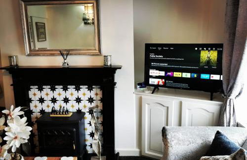 Stunning 2-Bed House in Macclesfield Cheshire - Foto 4