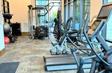 Luxe Suite - Comfort - King Bed and Free Parking - Foto 29