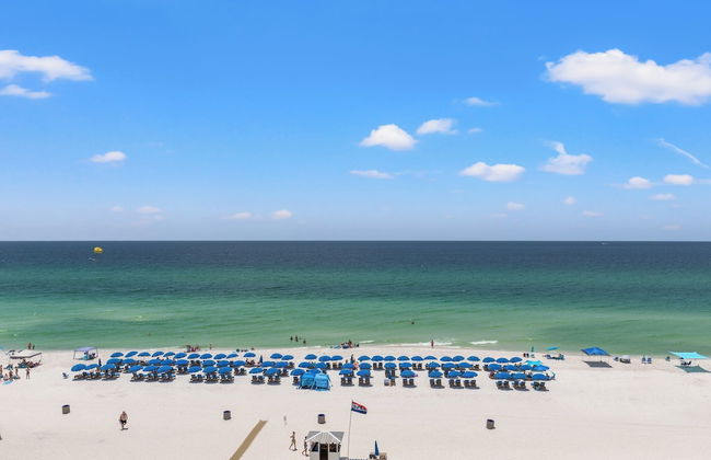 Stunning 2/2 Designer Condo w Coastal Appeal Right on the Gulf! - Foto 45