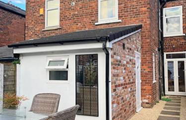 Artistic 3 bed home in Old Trafford next to MUFC - Foto 9