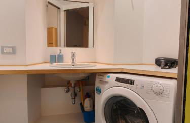 Milano Center Apartment in Shopping and living Area with AC, Wifi, steps from M1 and Airport and Fiera Milano link - Foto 5