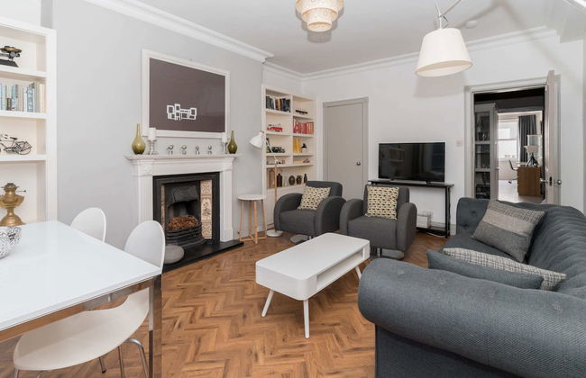 Beautiful & Bright 2BD Flat - Haymarket - Photo 18